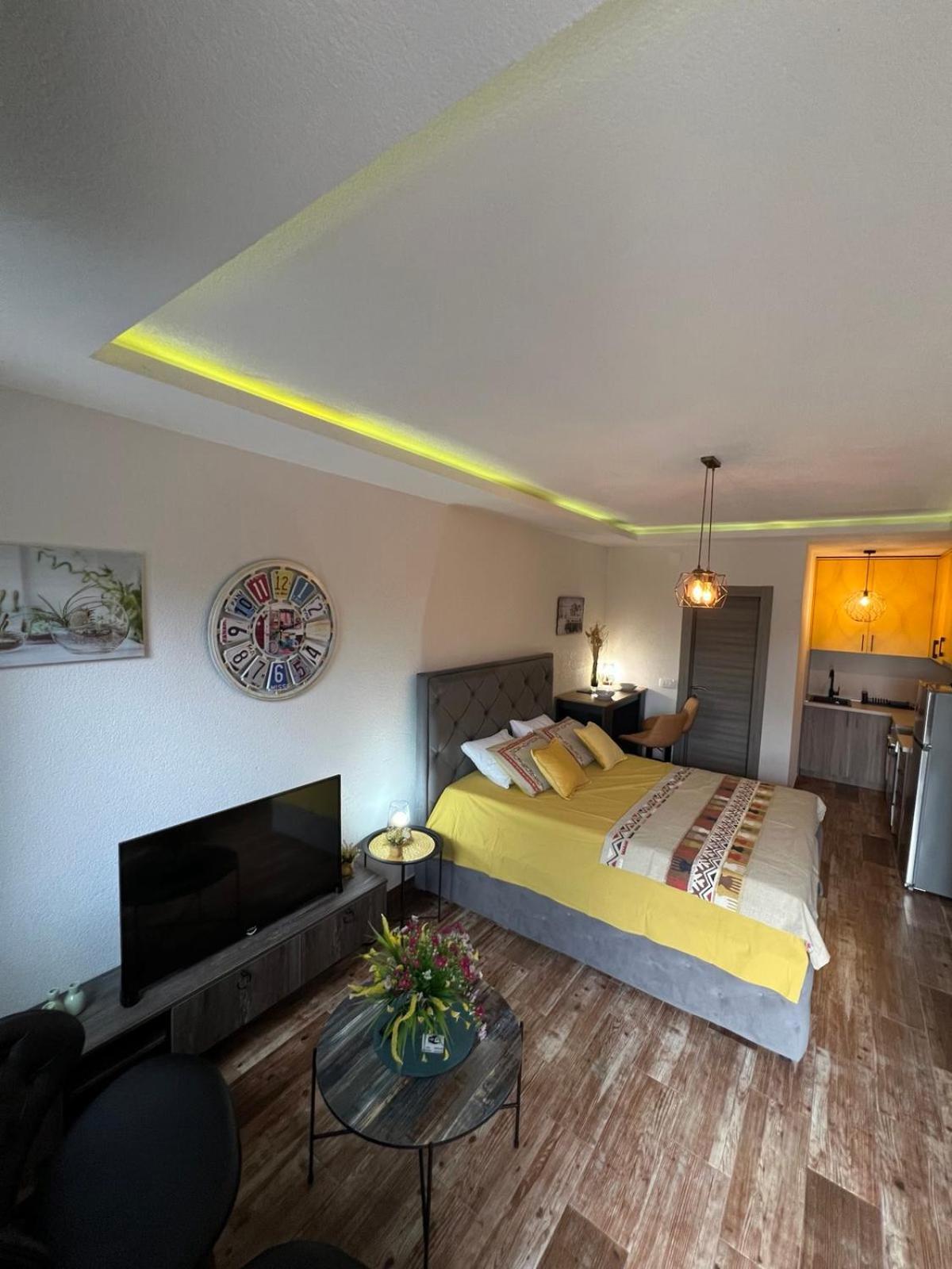 Casa Del Sole Lux Lägenhet Kotor Exteriör bild