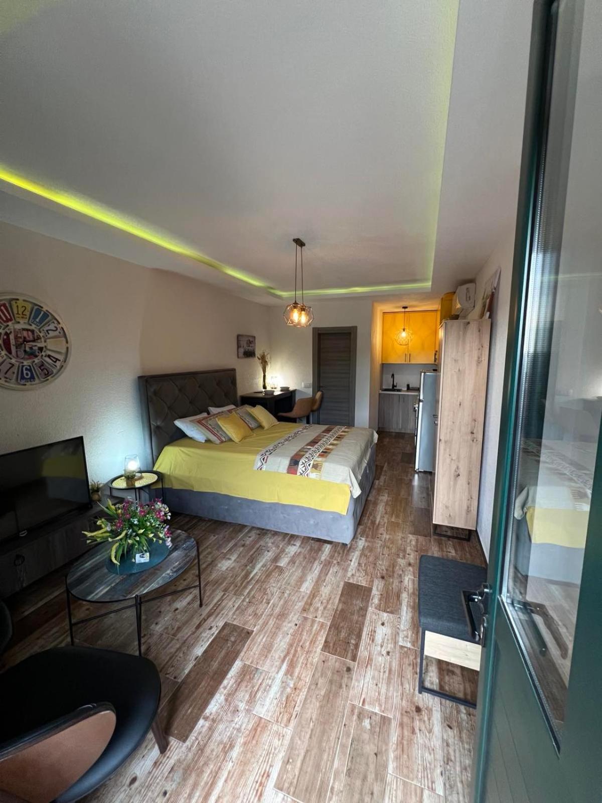 Casa Del Sole Lux Lägenhet Kotor Exteriör bild