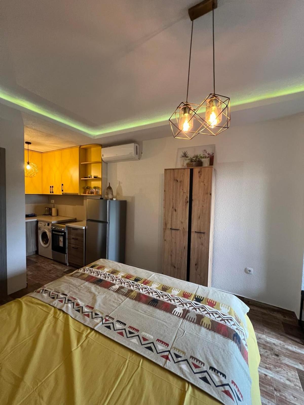 Casa Del Sole Lux Lägenhet Kotor Exteriör bild