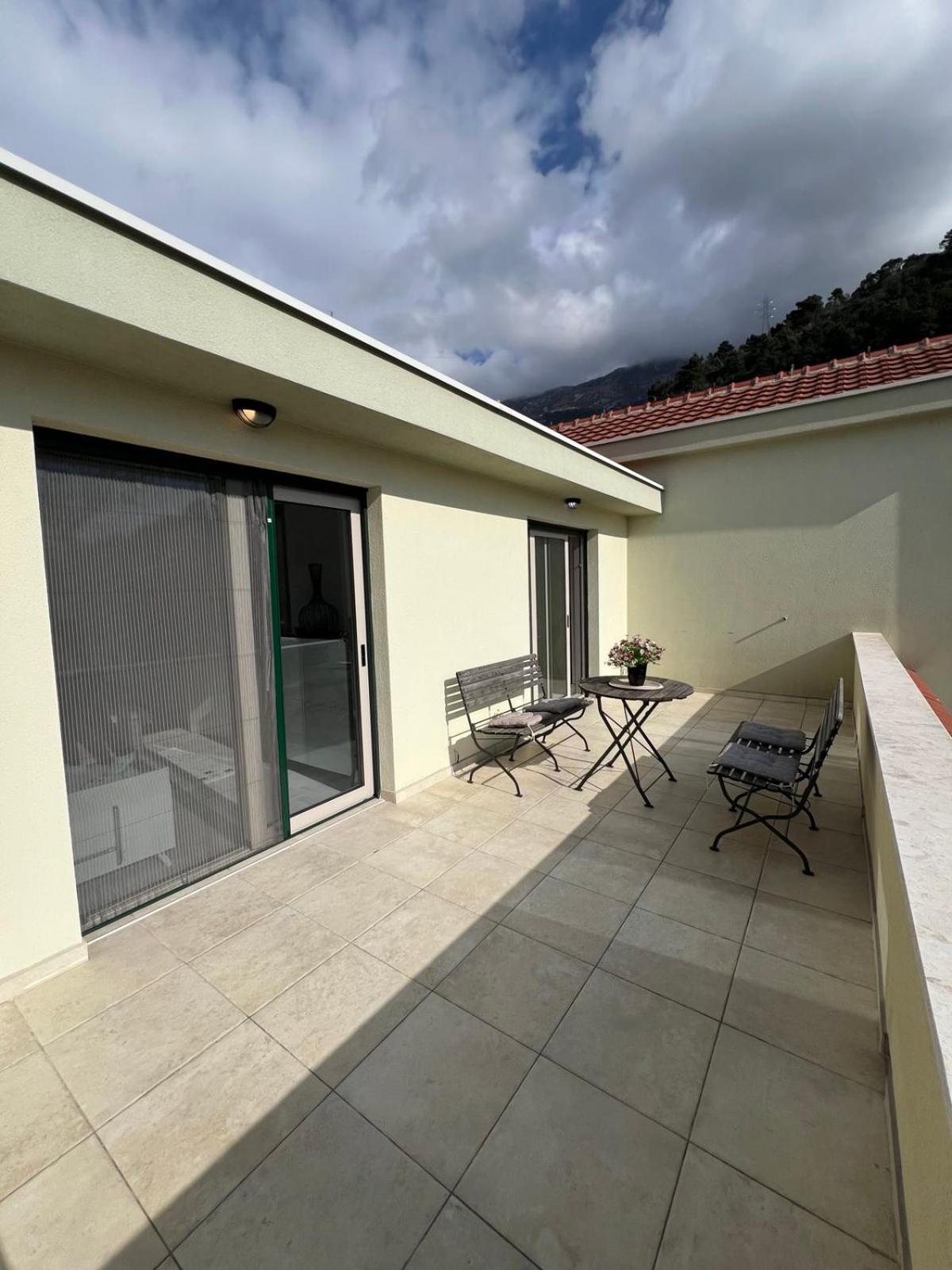Casa Del Sole Lux Lägenhet Kotor Exteriör bild