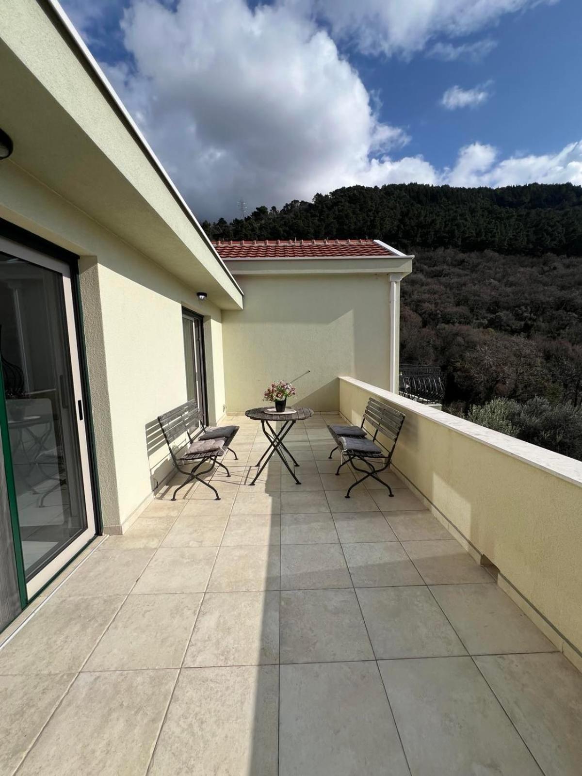 Casa Del Sole Lux Lägenhet Kotor Exteriör bild